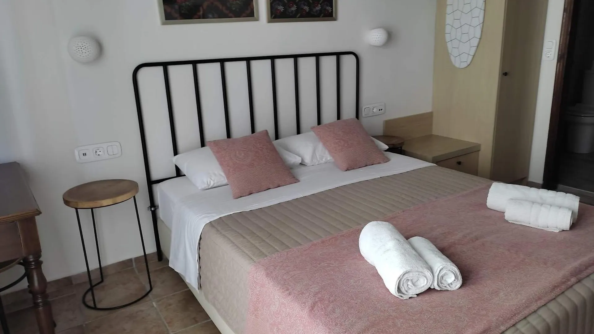 Apartment Loggia Traditional Suites Rethymno