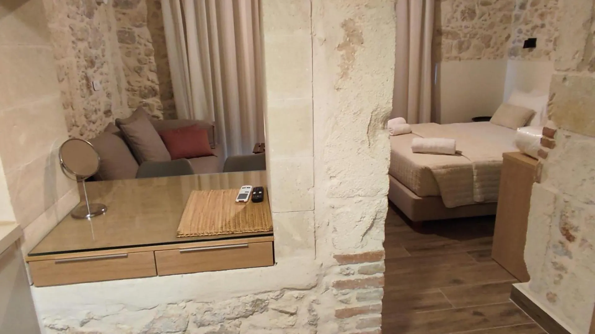 Apartment Loggia Traditional Suites Rethymno