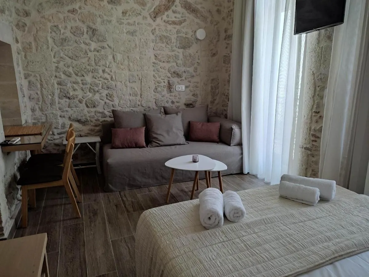 Loggia Traditional Suites Rethymno  Rethymno (Crete)