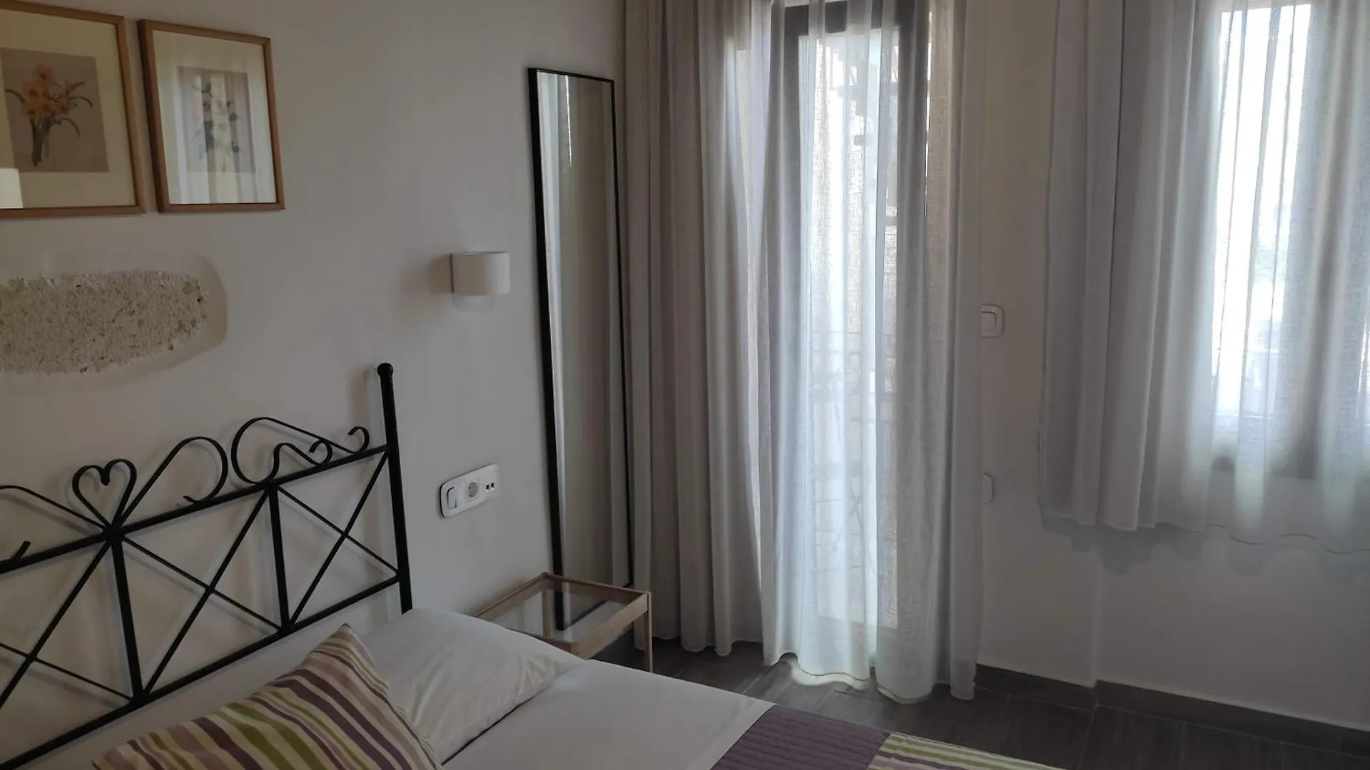 Apartment Loggia Traditional Suites Rethymno