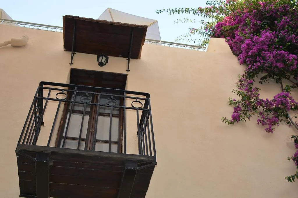 Loggia Traditional Suites Rethymno  Apartment