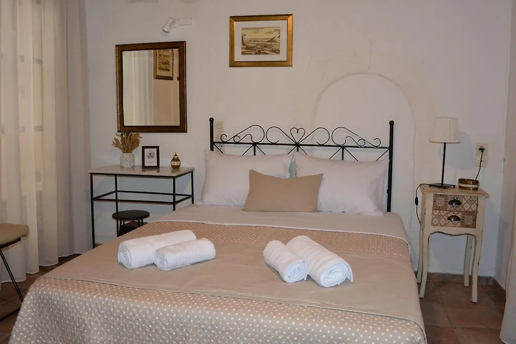 Loggia Traditional Suites Rethymno  0*, Rethymno (Crete) Greece